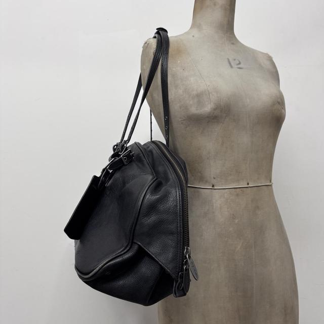 Black nike leather holdall bag