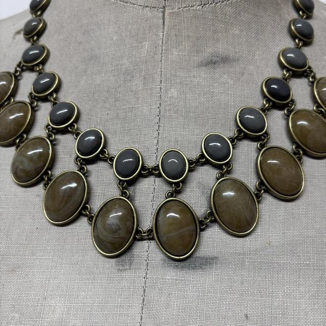 Brown resin chain chandiler necklace