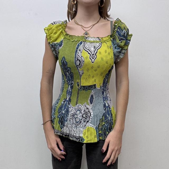 Crinkle pleated paisley shirt