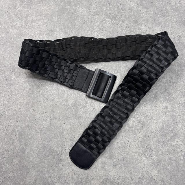 Woven leather brown belt