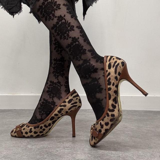 Leopard print dolce and gabbana heels