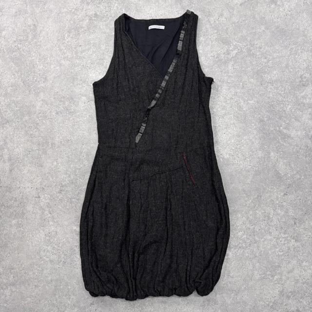 Grey wool puff asymmetric dress
