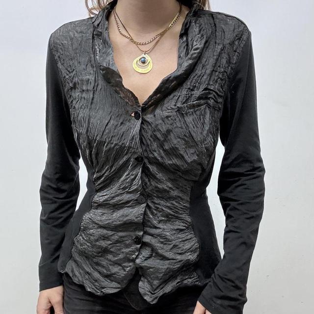 Crinkle textured flared cardigan shirt