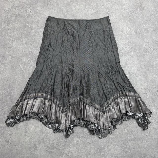 Crinkle asymmetric lace midi skirt