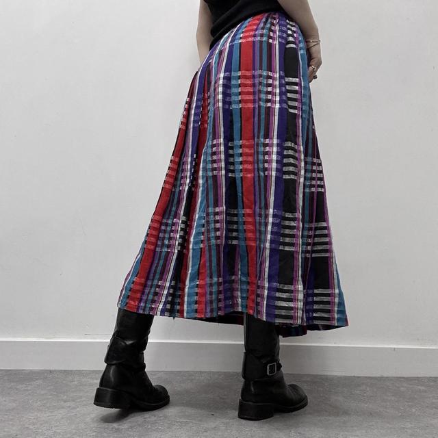 Checked tartan pleated maxi skirt