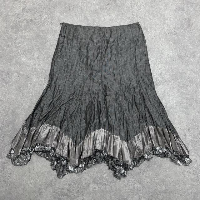 Crinkle asymmetric lace midi skirt