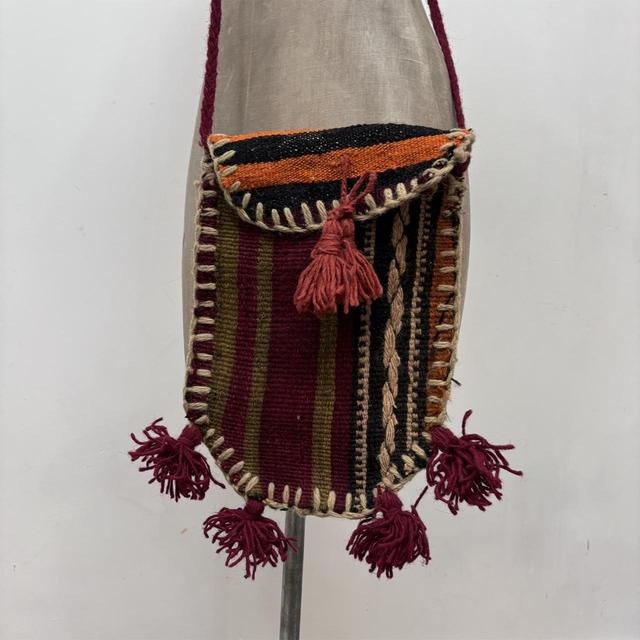 Tapestry carpet side bag