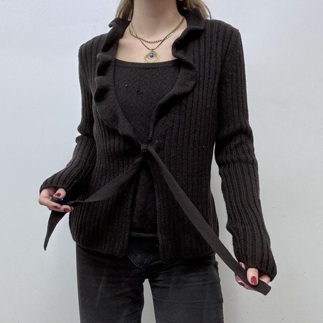 Knitted brown ribbed cardigan