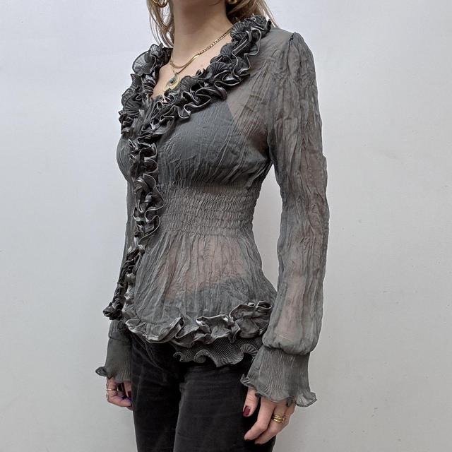 Grey crinkle ruffle flared shirt