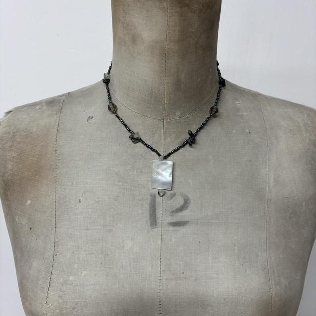 Pearl beaded crystal necklace