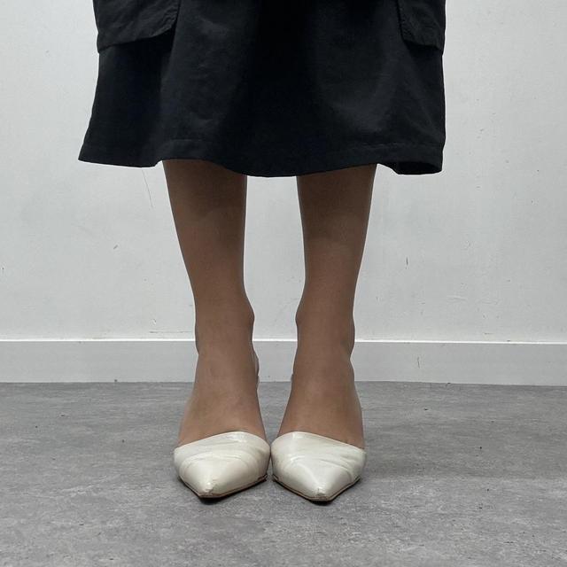 White leather pointed heels