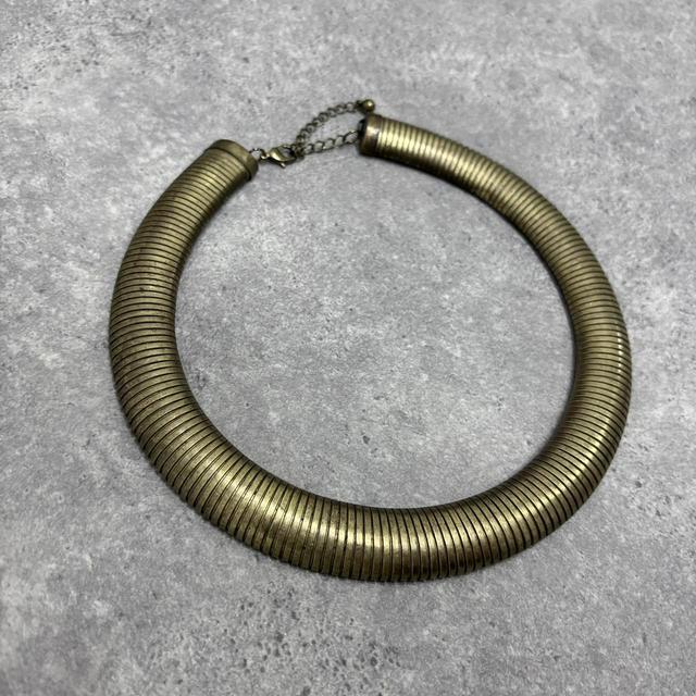 Gold chunky collar necklace