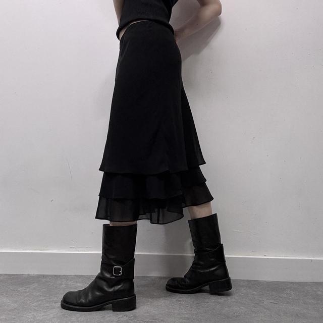 Black layered midi skirt