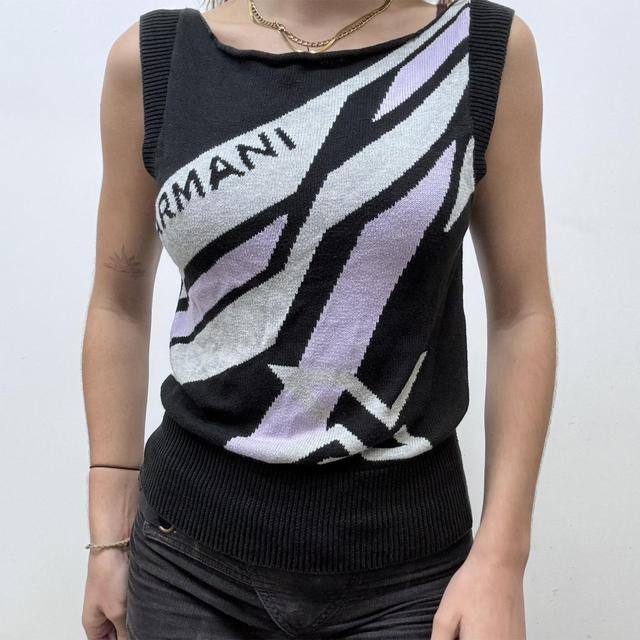 Slouchy knitted graphic vest