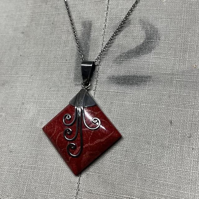 Chunky metal crystal pendant