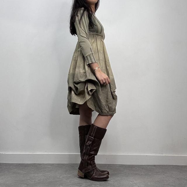 Khaki puff balloon graphic dress