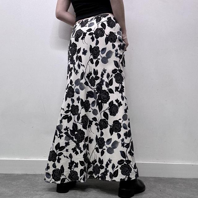 Grey graphic floral maxi skirt