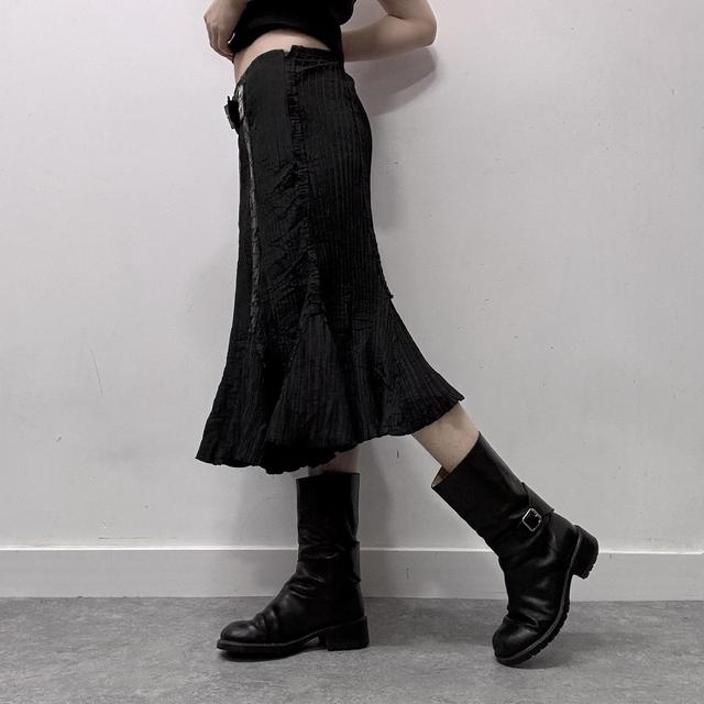 Black crinkle flared black skirt