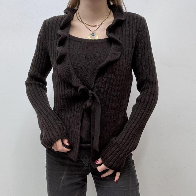 Knitted brown ribbed cardigan