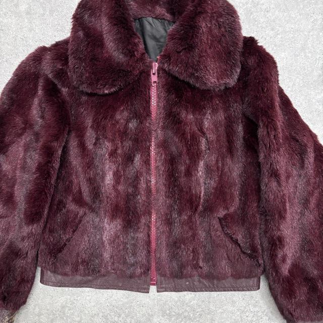 Red burgandy cropped fur jacket
