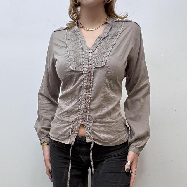 Brown button lace fairy shirt