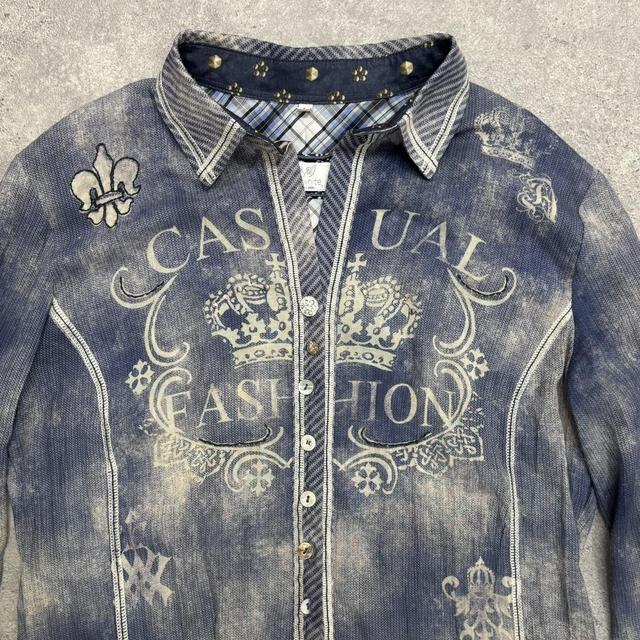 Distressed graphic print shirt