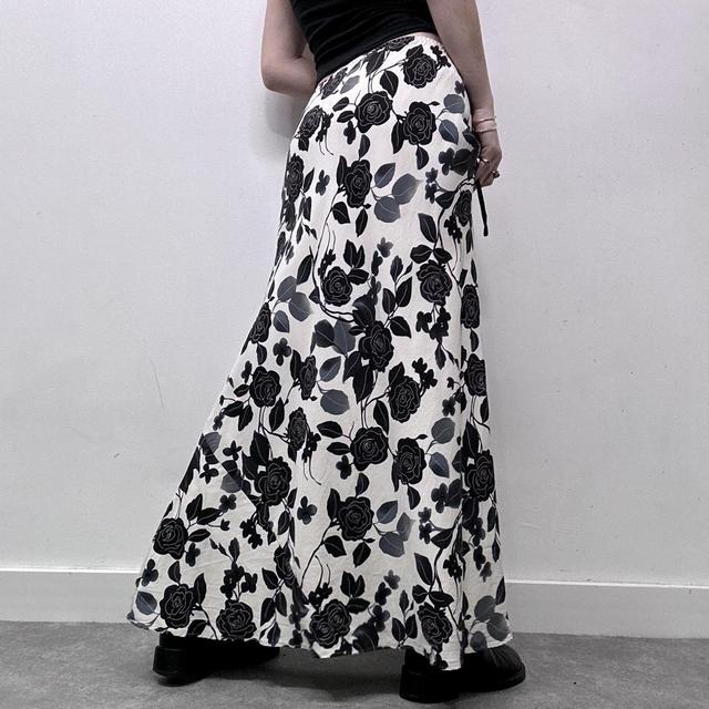 Grey graphic floral maxi skirt