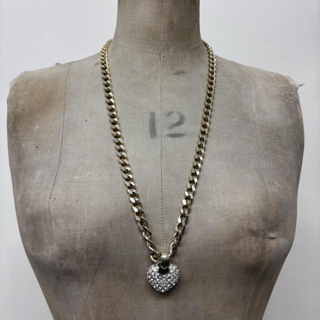 Chunky gold chain heart necklace