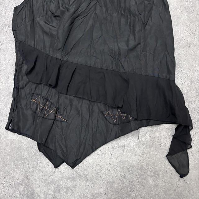 Black crinkle layered flared vest