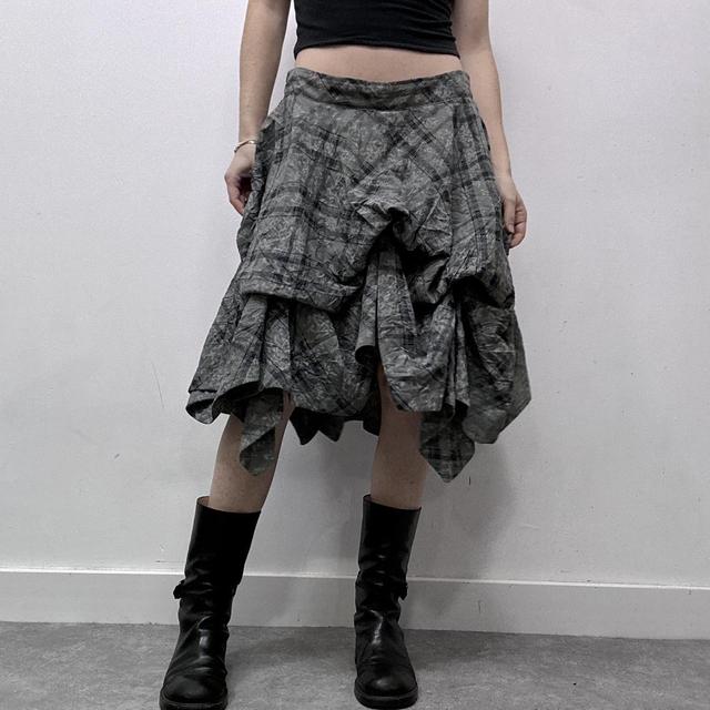 Checked puff draped skirt