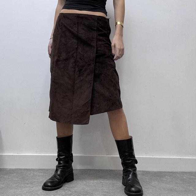 Brown suede asymmetric slit skirt