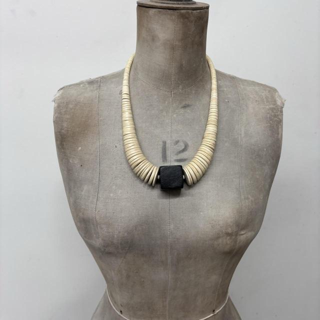 Oversized chunky beaded statement necklace