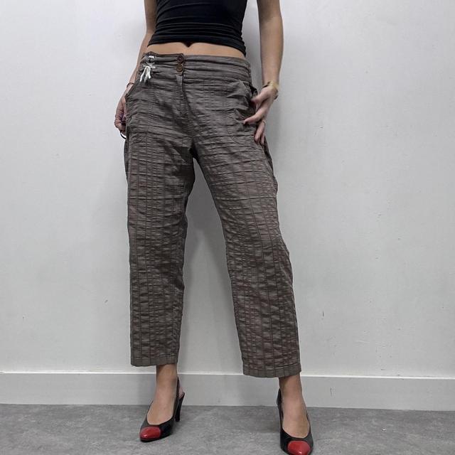 Brown pinstripe textured cropped capri pants