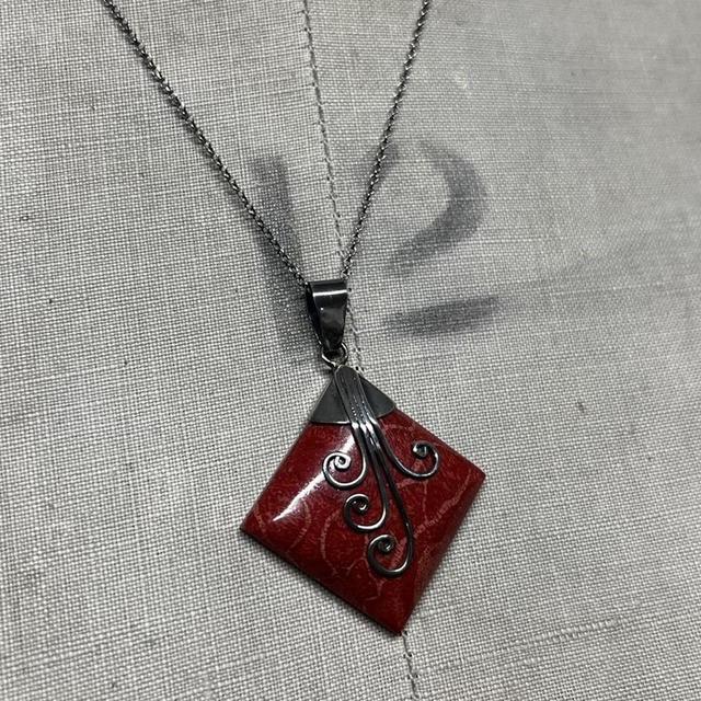 Chunky metal crystal pendant