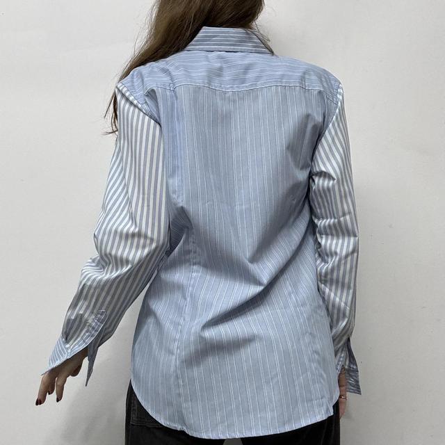 Blue pinstripe minimalist shirt