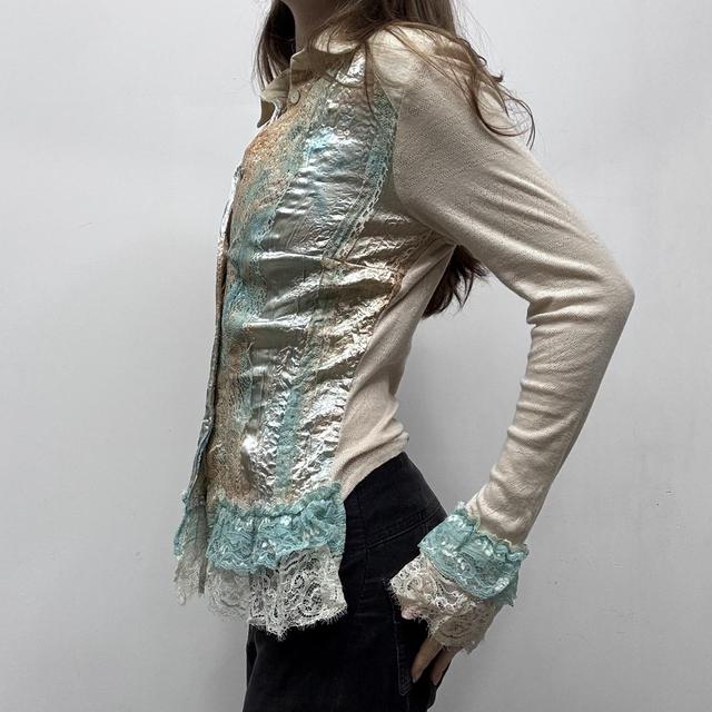 Lace flared satin shirt