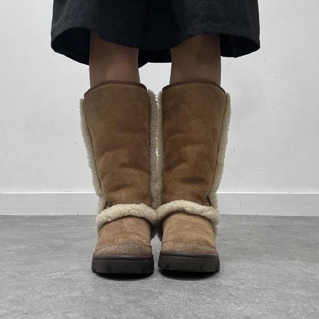 Vintage tan suede fur shearling boots