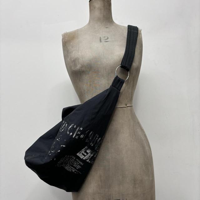 Slouchy graphic print bag