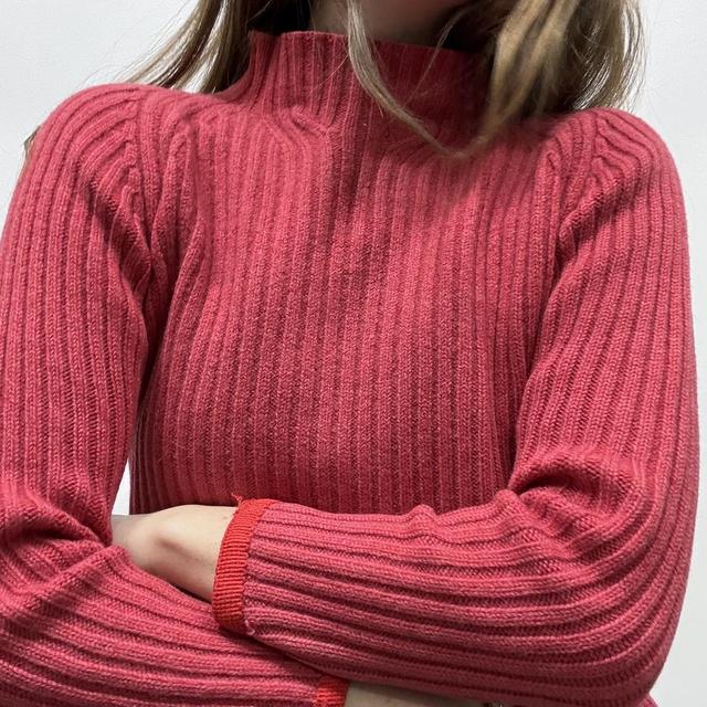 Pink ribbed knit wool jumper