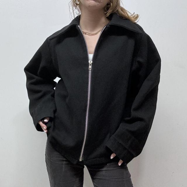 Black wool minimlaist jacket