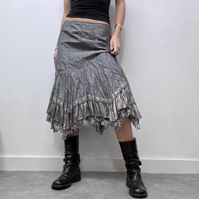 Crinkle asymmetric lace midi skirt