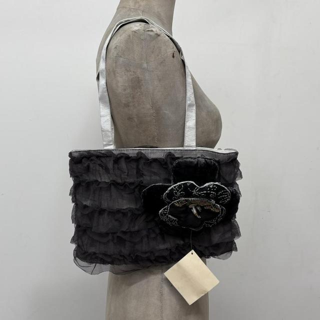 Ruffle coquette lace bag