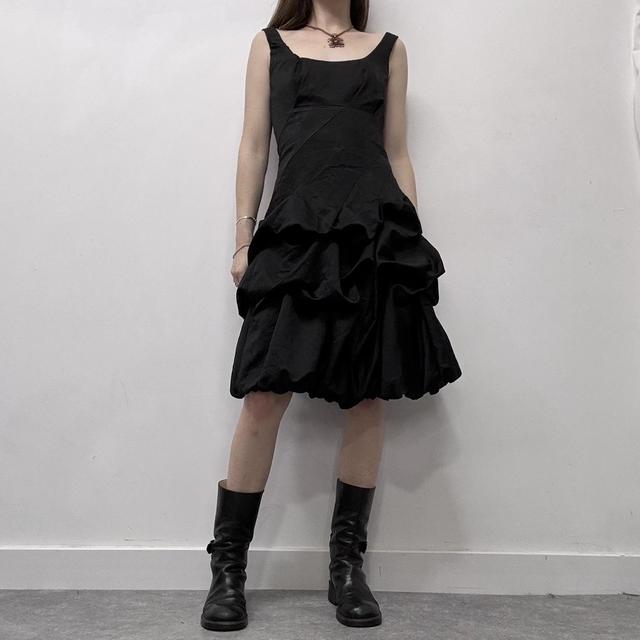 Black puff balloon dress