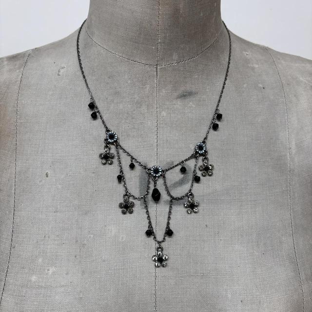 Gothic fairy flower necklace