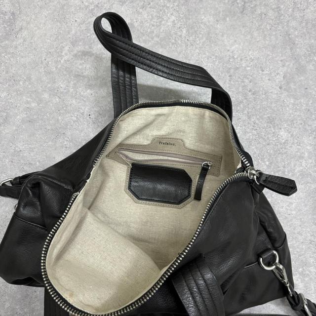 Slouchy black leather shoulder bag