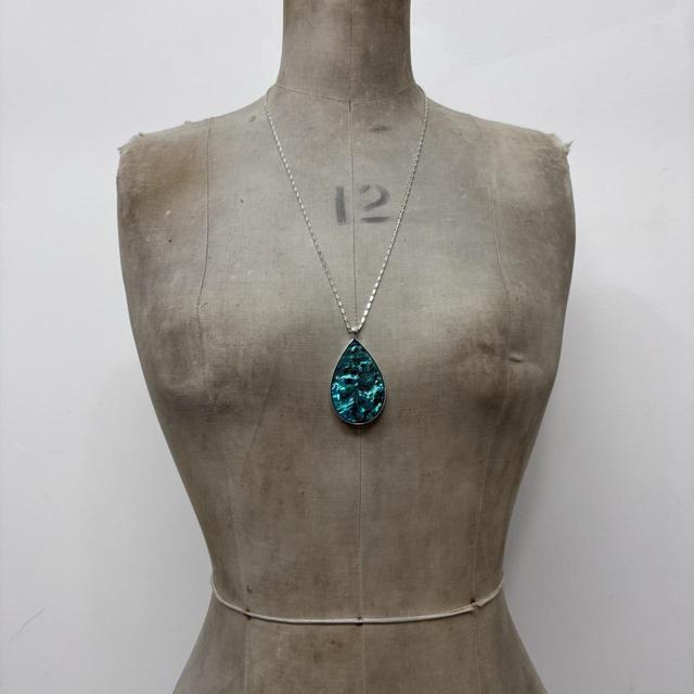 Silver pearl shell stone necklace
