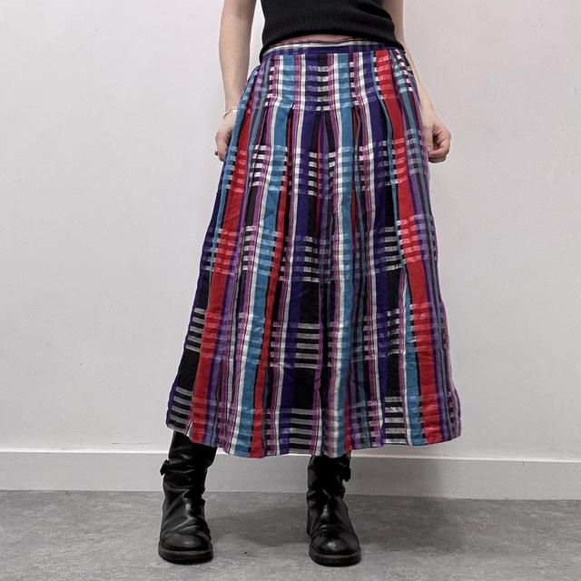 Checked tartan pleated maxi skirt