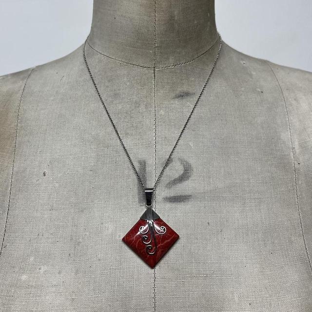 Chunky metal crystal pendant