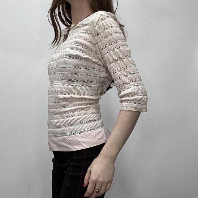 Lace knit wide-neck t-shirt top