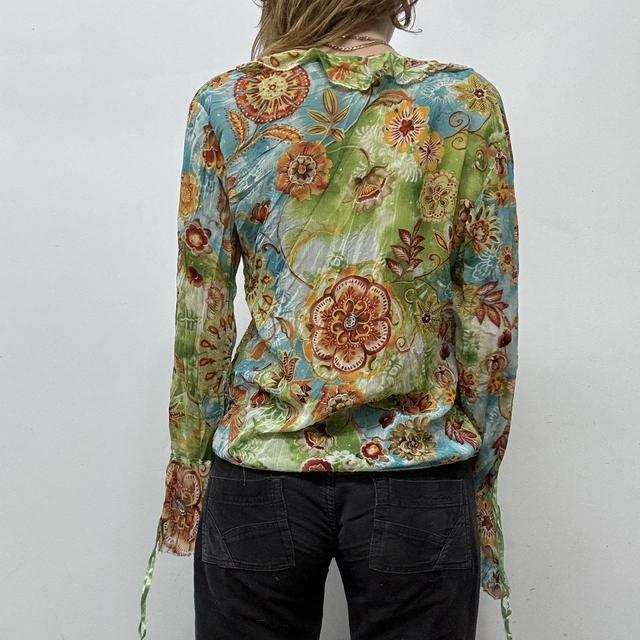 Floral fairy patterned flared lace shirt